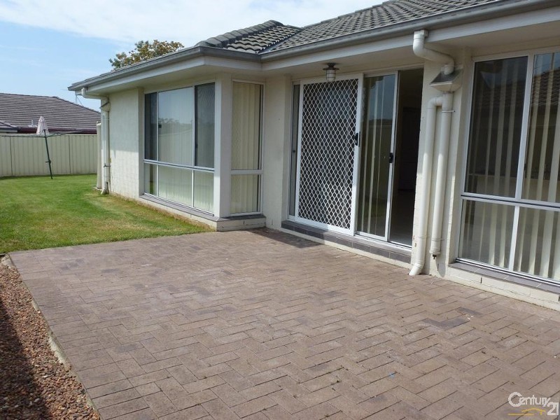 30 Dunbar Road, Cameron Park NSW 2285