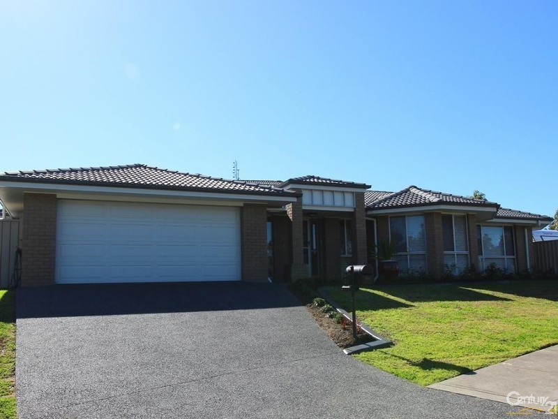 20 Billabong, Cameron Park NSW 2285