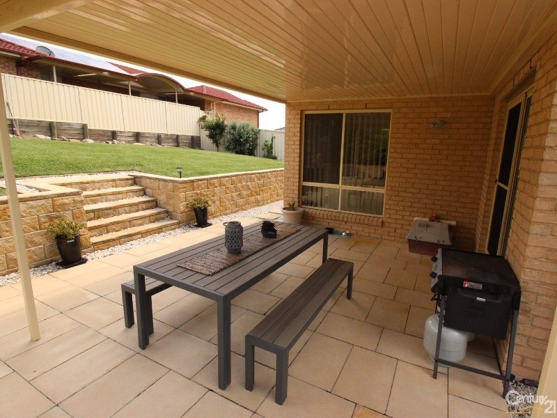 4  Atlas Grove, Cameron Park NSW 2285