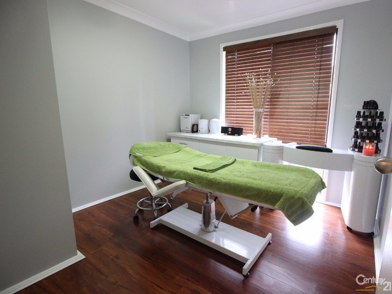 12  Tillegra Street, Maryland NSW 2287