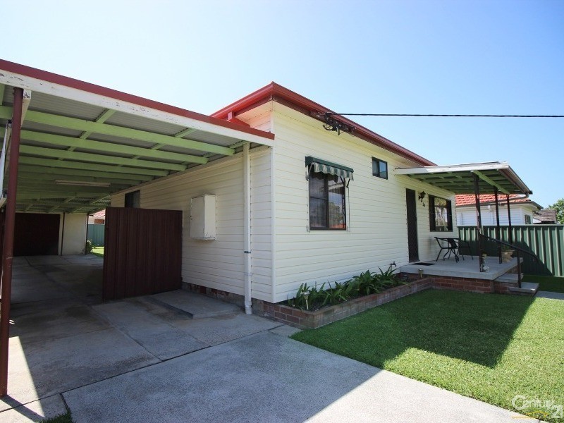 32 Neilson Street, Edgeworth NSW 2285