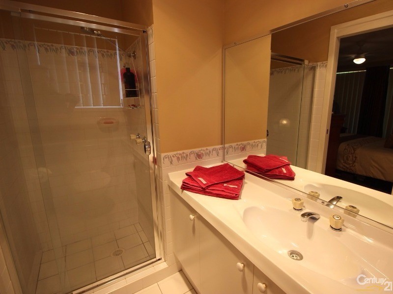 5 Peatmoss Drive, Cameron Park NSW 2285