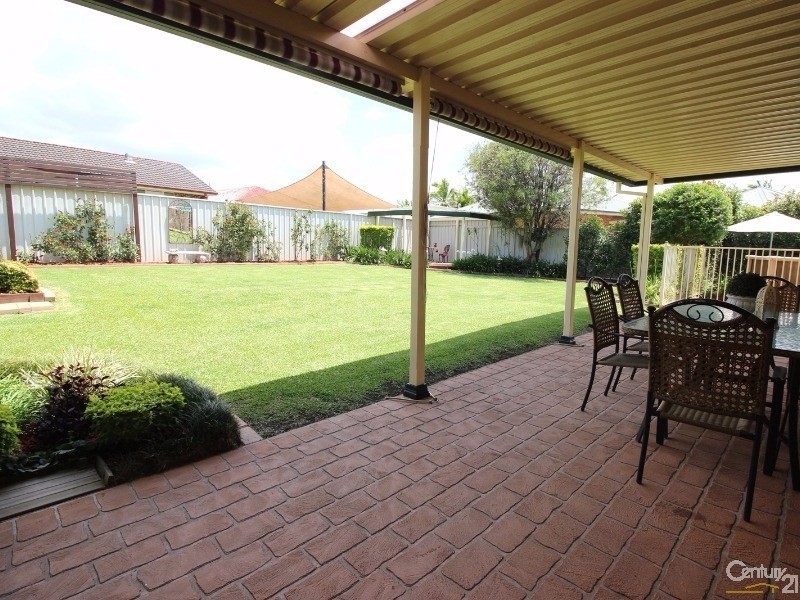 5 Peatmoss Drive, Cameron Park NSW 2285