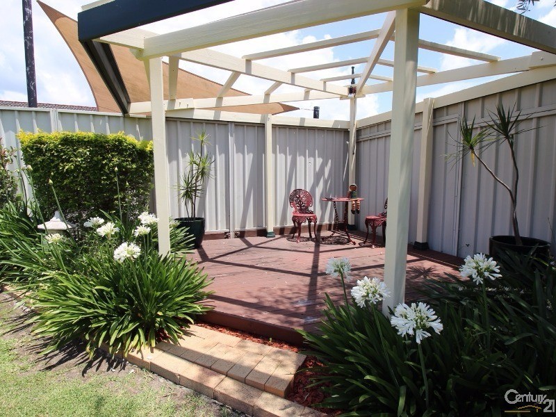 5 Peatmoss Drive, Cameron Park NSW 2285