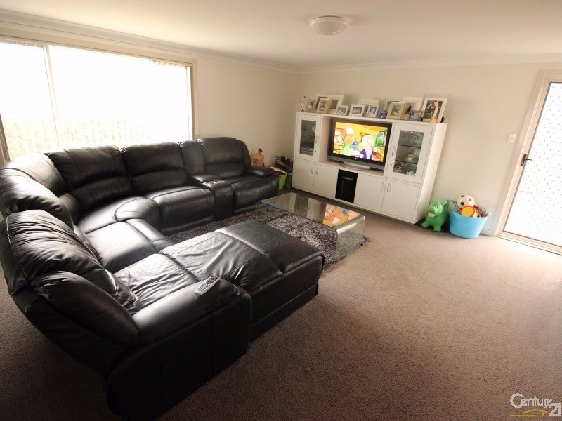 33  Elizabeth Street, Holmesville NSW 2286