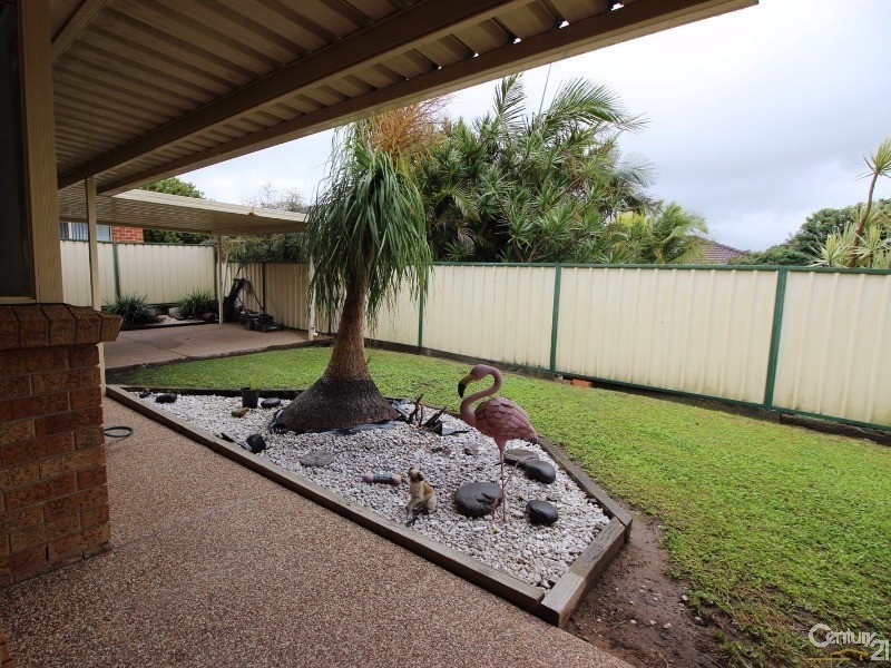 3 Flamingo Drive, Cameron Park NSW 2285