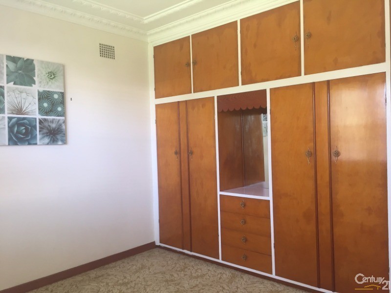 84 Macquarie Road, Cardiff NSW 2285