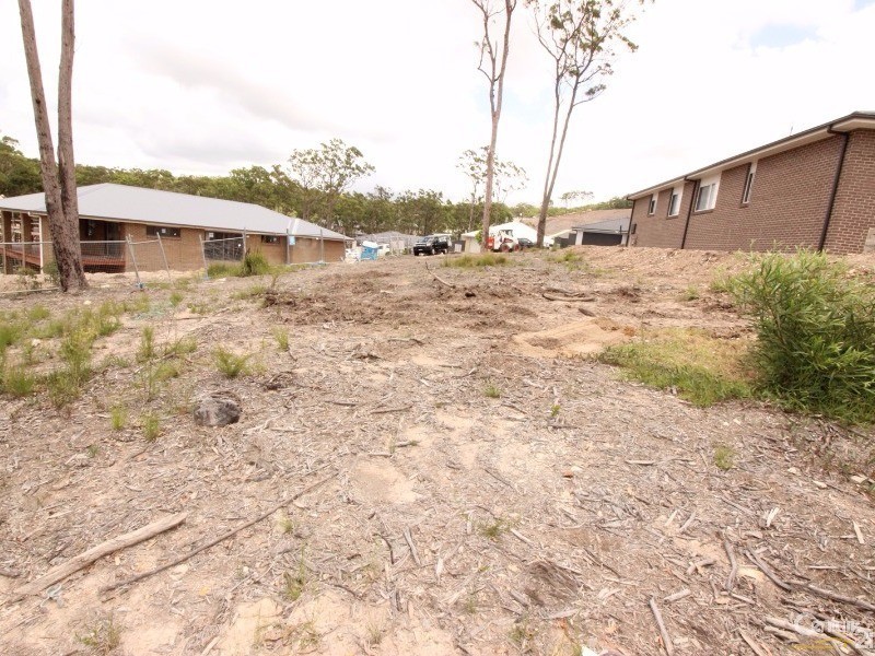 15 Perly Grove, Cameron Park NSW 2285