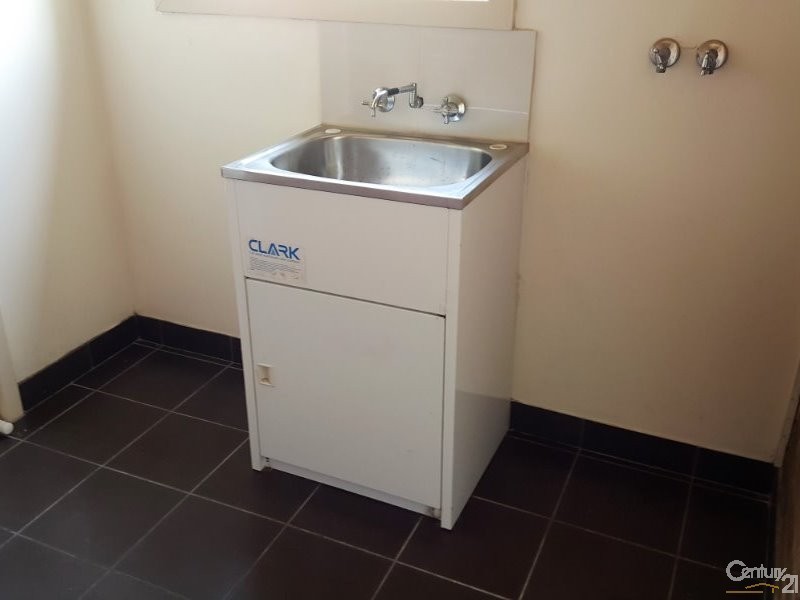 42 Lambton Road, Waratah NSW 2298