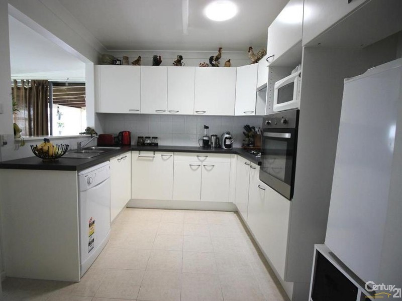 23 George Booth Drive, Edgeworth NSW 2285