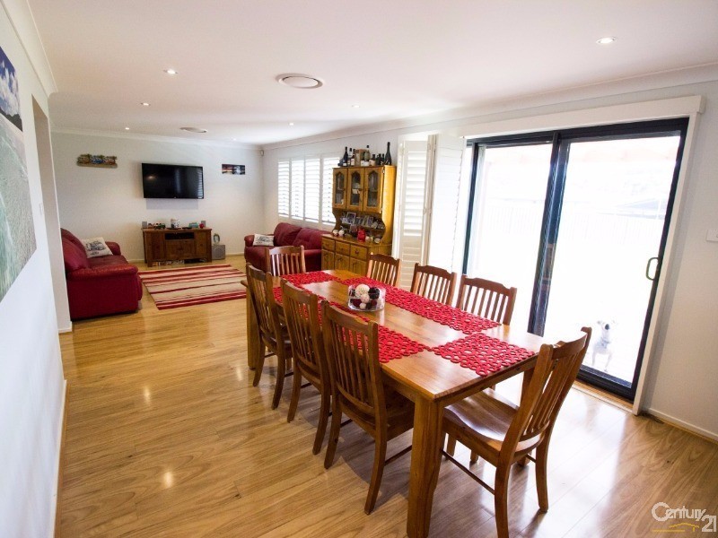 10 Heritage Drive, Cameron Park NSW 2285