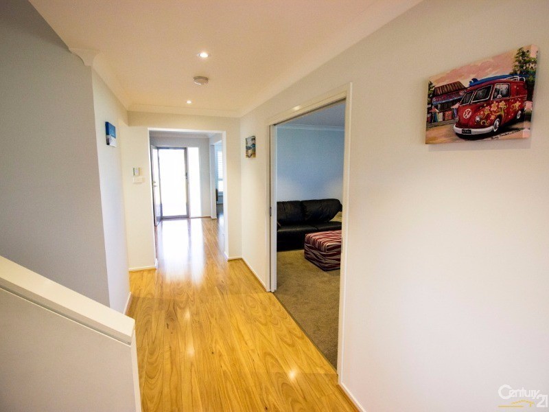 10 Heritage Drive, Cameron Park NSW 2285