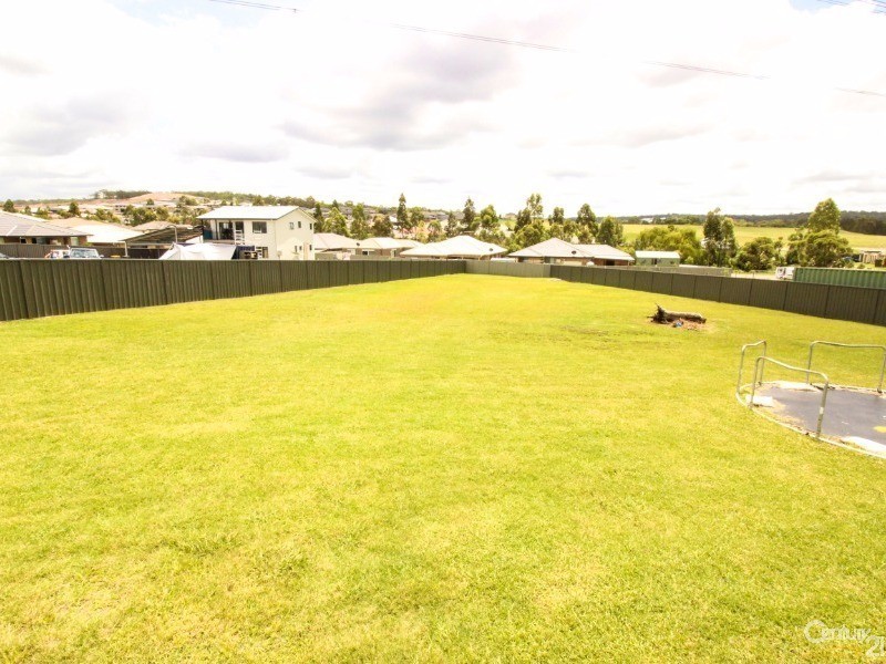 10 Heritage Drive, Cameron Park NSW 2285