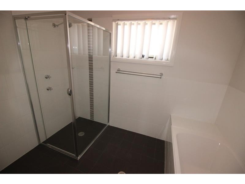 20/247 Warners Bay Road, Mount Hutton NSW 2290