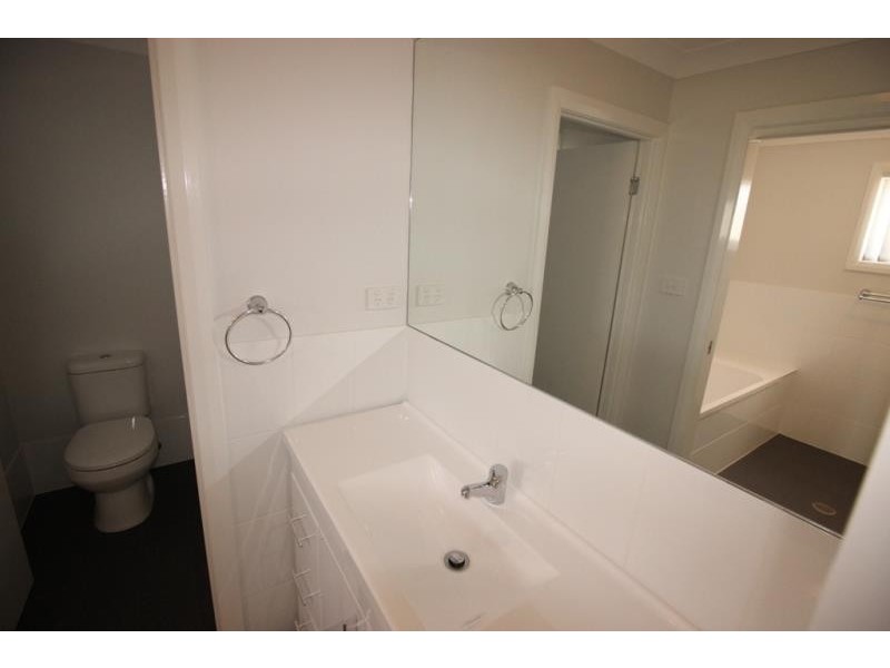 20/247 Warners Bay Road, Mount Hutton NSW 2290