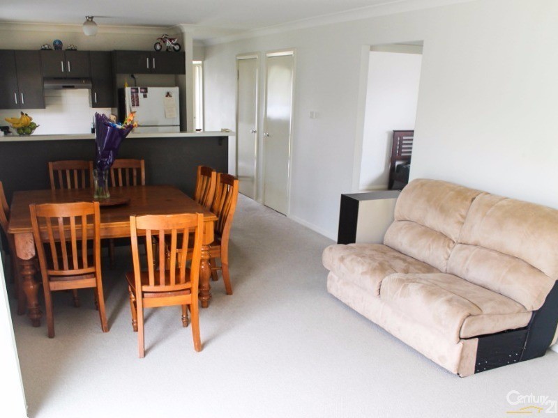 8 Alpine Way, Cessnock NSW 2325