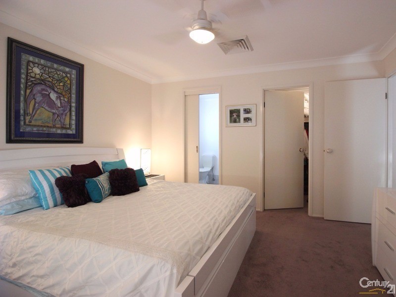 11 Elanet Avenue, Cameron Park NSW 2285