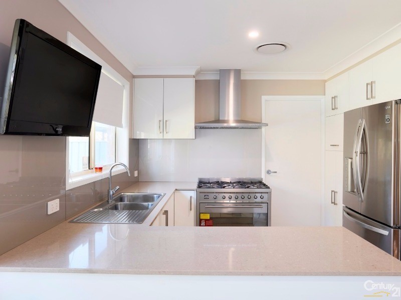 12 Melody Lane, Mount Hutton NSW 2290