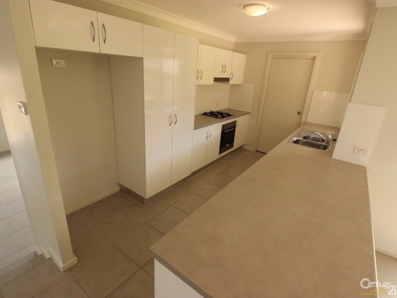 12 Talia Avenue, Cameron Park NSW 2285