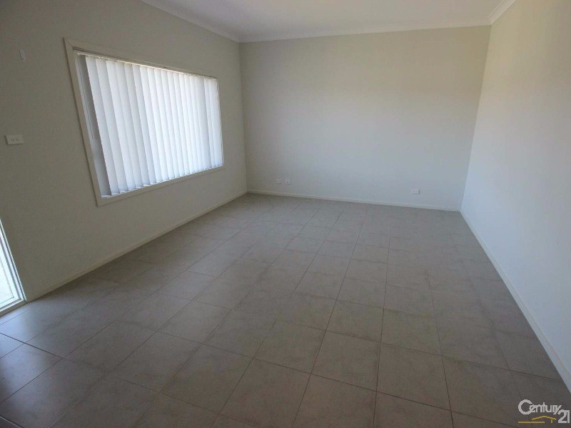 12 Talia Avenue, Cameron Park NSW 2285