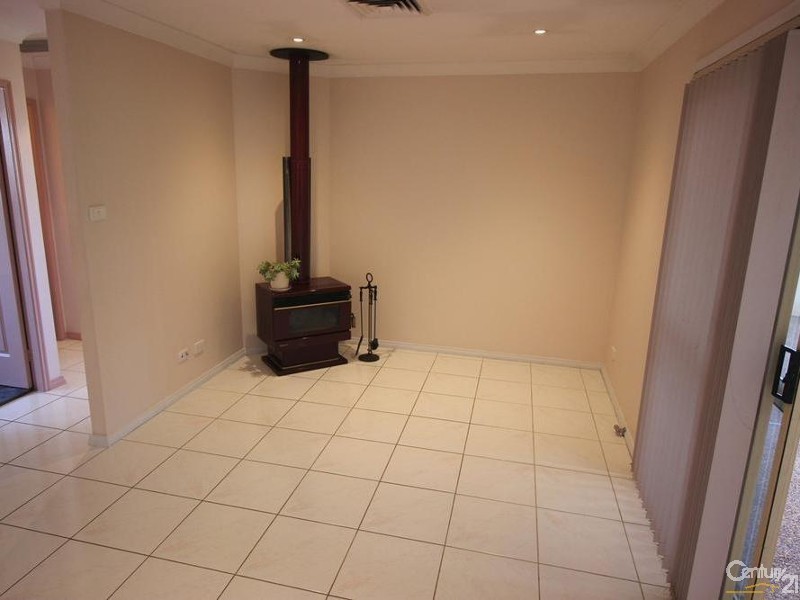 10 Kirkwood Close, Cameron Park NSW 2285