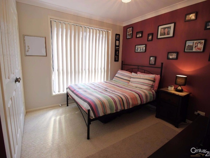 8 Melody Lane, Mount Hutton NSW 2290