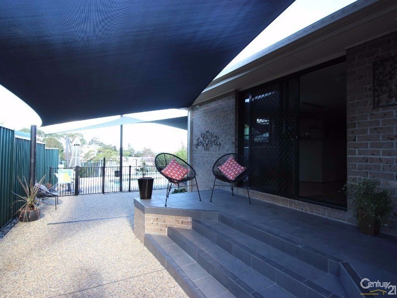 8 Melody Lane, Mount Hutton NSW 2290