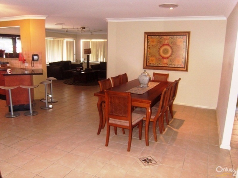 10 Hebe Place, Cameron Park NSW 2285