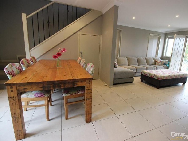 9 Melody Lane, Mount Hutton NSW 2290