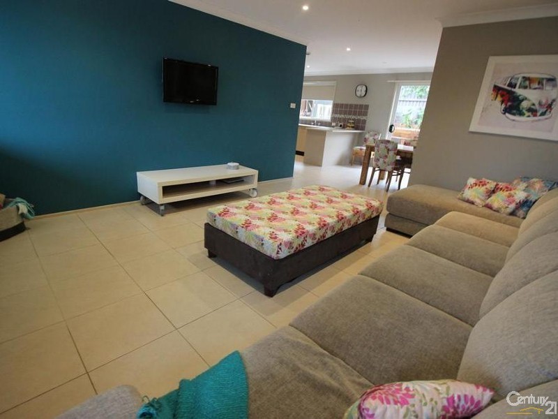 9 Melody Lane, Mount Hutton NSW 2290