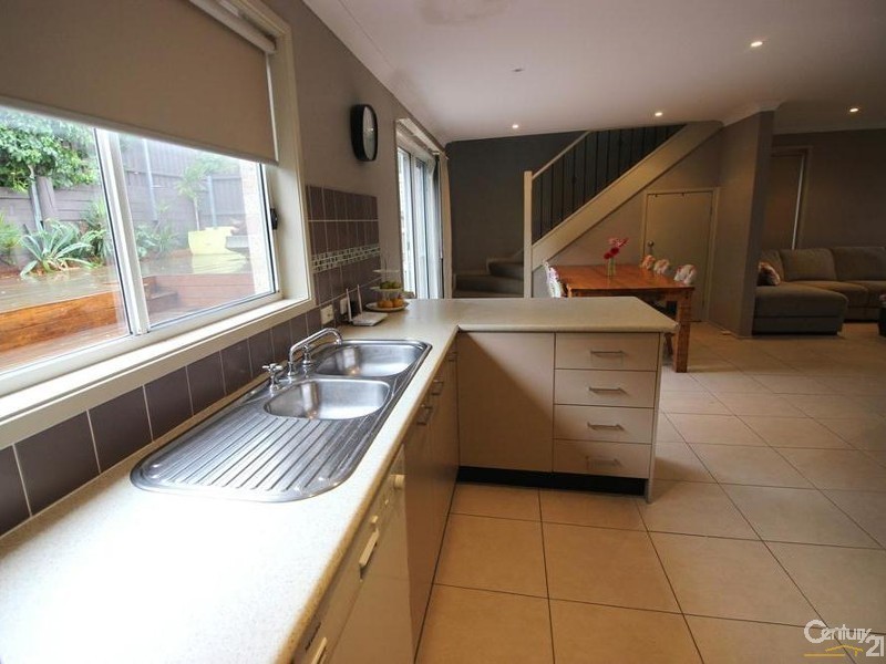 9 Melody Lane, Mount Hutton NSW 2290