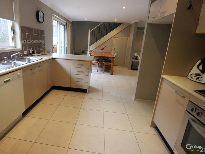 9 Melody Lane, Mount Hutton NSW 2290