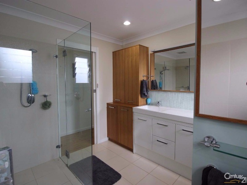 25 Reservoir Road, Glendale NSW 2285
