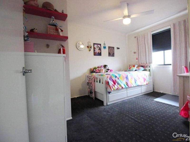 7 Woodbridge Drive, Cameron Park NSW 2285