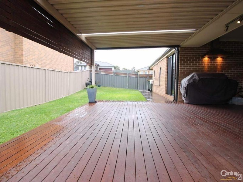 7 Woodbridge Drive, Cameron Park NSW 2285