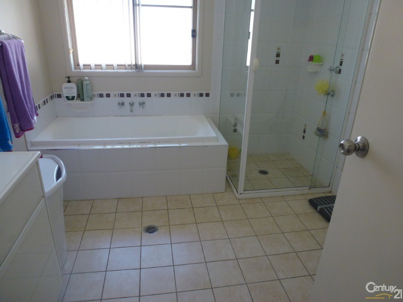 7 Hannah Street, Cameron Park NSW 2285