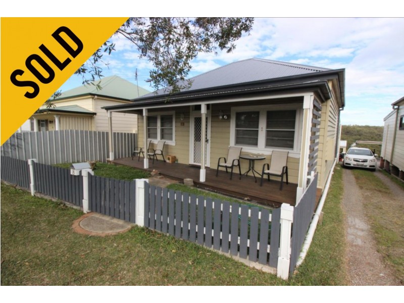 8 Carrington Street, West Wallsend NSW 2286