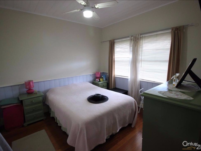 8 Carrington Street, West Wallsend NSW 2286