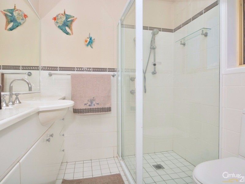 4 Clearview Close, Cameron Park NSW 2285