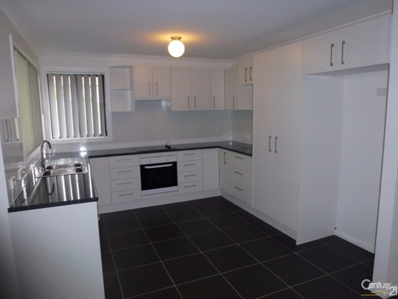 21 Dunbar Road, Cameron Park NSW 2285