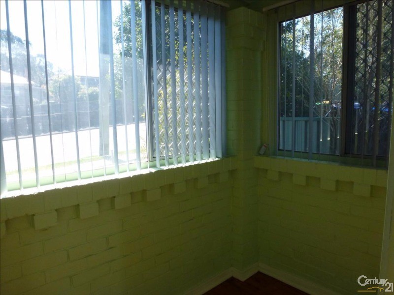 311 Lake Road, Glendale NSW 2285