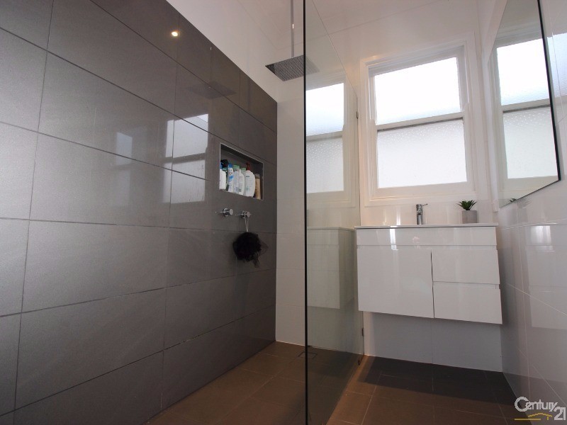 5 Irving Street, Edgeworth NSW 2285