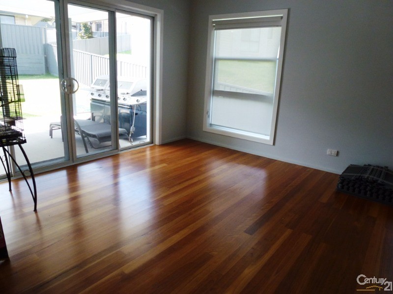 22 Dromedary Street, Cameron Park NSW 2285