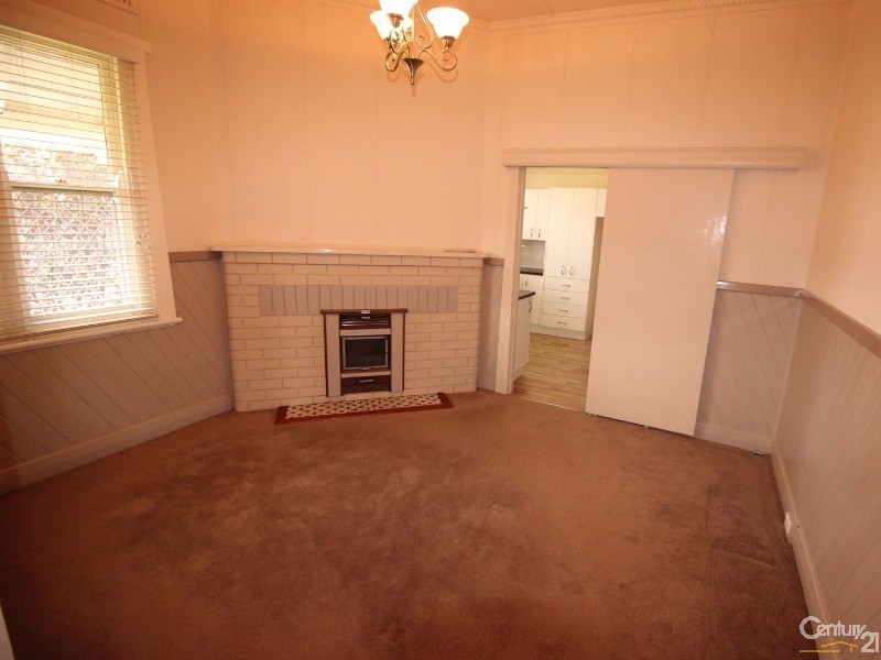 24 Illoura Street, Wallsend NSW 2287