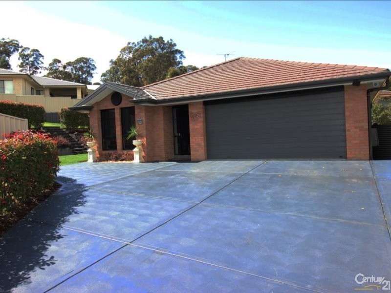 15 Guildford Grove, Cameron Park NSW 2285
