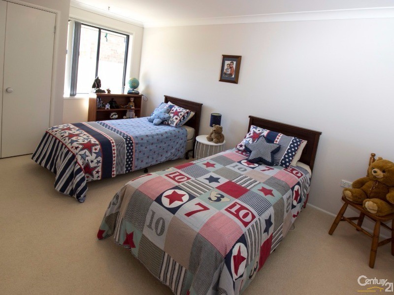 10 Atlas Grove, Cameron Park NSW 2285