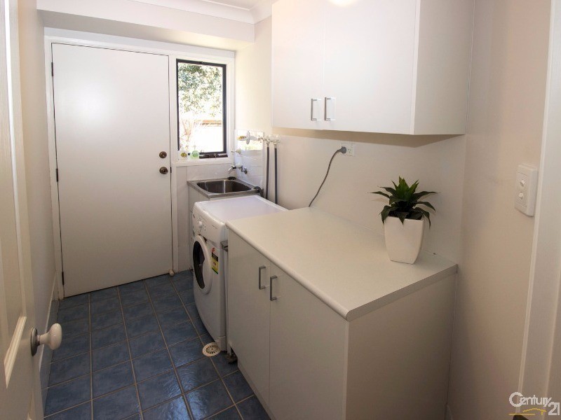 10 Atlas Grove, Cameron Park NSW 2285