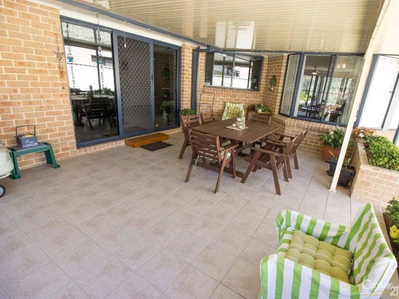 10 Atlas Grove, Cameron Park NSW 2285