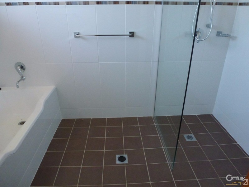 70 Lowry Street, Cardiff NSW 2285