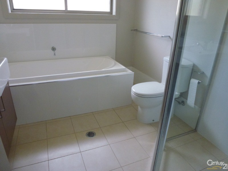 37 Tenyo Street, Cameron Park NSW 2285